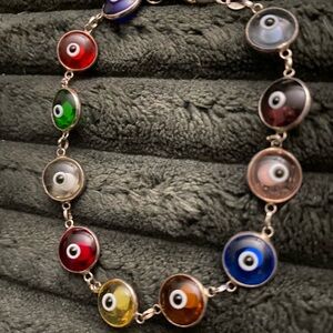 eye bracelet/ silver